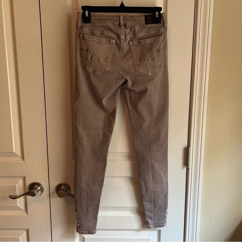American Eagle Outfitters Women's Ripped Jegging Jeans - Brown Size 2 - Picture 2 of 6